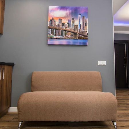 Lux Apartment Near Arena City Kiew Exterior foto