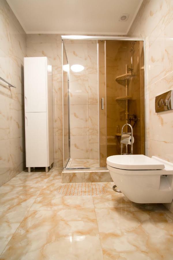 Lux Apartment Near Arena City Kiew Exterior foto